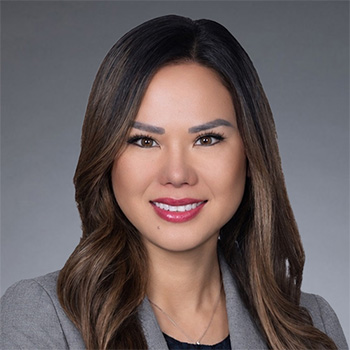 Sara Le Senior Private Banker