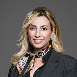 Aleen Orfali headshot
