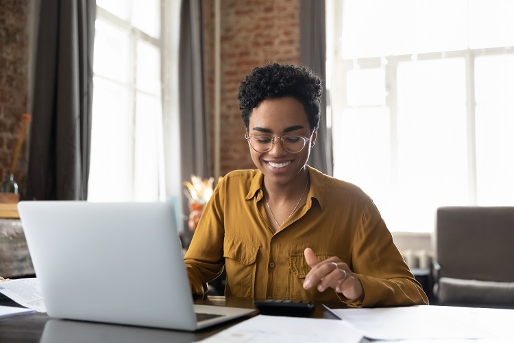 woman on her laptop