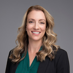 rachel retter headshot